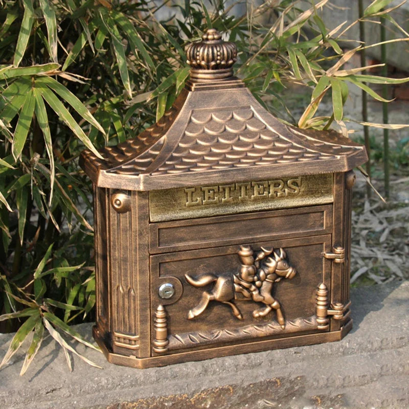 Retro Lockable Mailbox for Villa or Home Black