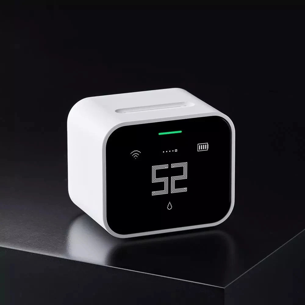 Qingping Lite Air Detector with CO2, PM2.5, PM10 Tracking, Wi-Fi & HomeKit Support