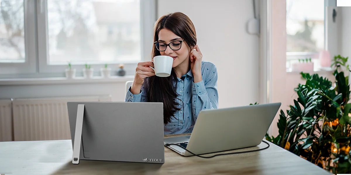 16" 60Hz Portable IPS Display with USB-C, Dual Speakers, Matte Screen