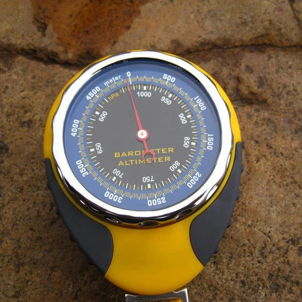 Multifunctional Outdoor Tool with Altimeter, Compass, Thermometer and Barometer