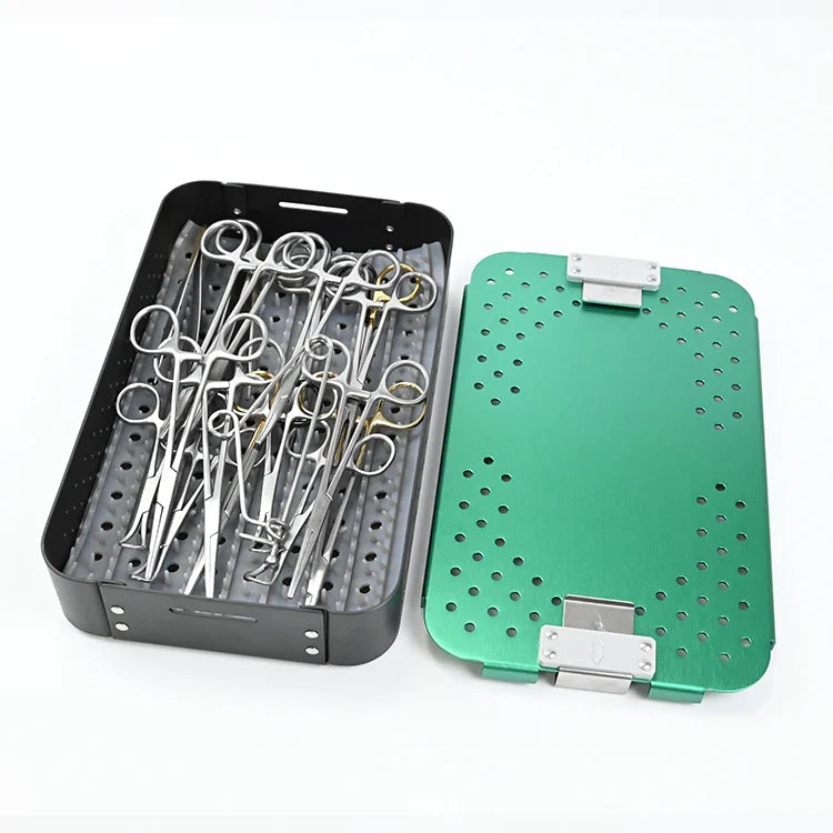16-Piece Veterinary Soft Tissue Surgical Kit for Small Animals