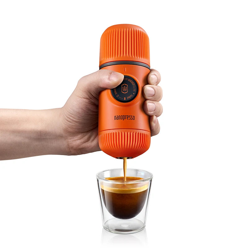 Compact 18-Bar Espresso Coffee Maker in Orange – Travel-Friendly Manual Machine for Fresh Brews