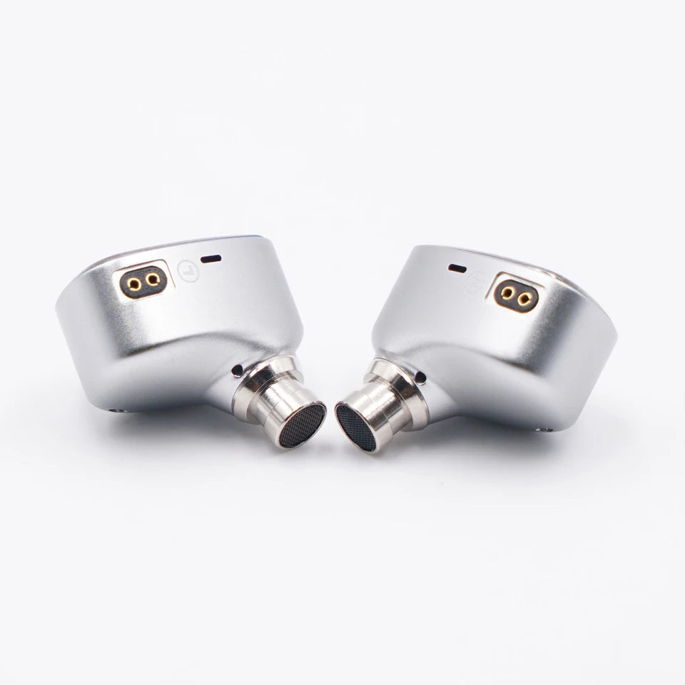 10mm Dynamic Driver Earbuds, 2-Pin Detachable Cable