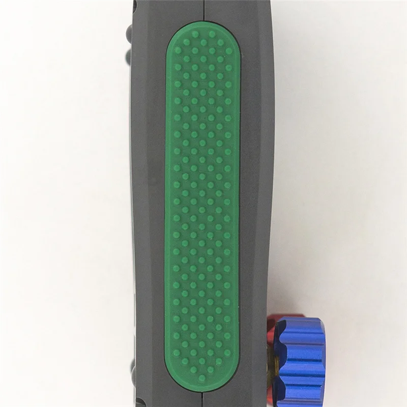 Portable HVAC Digital Manifold Tester with 89 Refrigerant Database & Clips